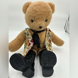 SMART STEP Vintage Teddy Bear with useable boots!